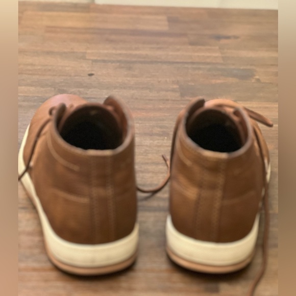 Bass Shoes - Picture 2 of 4